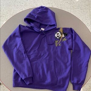 Hanes EcoSmart Violet Sweatshirt never worn one of a kind